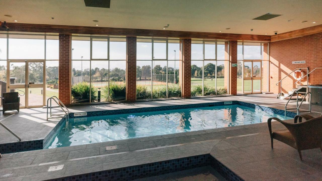 Country Club Tasmania Hotel Лонсестън Екстериор снимка